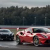 Scandal șocant la Le Mans Cup: Pilot Ferrari lovește violent mașina unui rival după un accident
