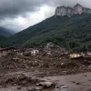 Alunecare masivă de teren în Dolomiți: O localitate acoperită de o viitură de noroi, stare de urgență declarată
