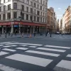 Ciclistul a lovit o elevă pe trecerea de pietoni în Koblenz și a fugit de la locul faptei