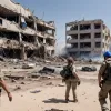 Miracol printre ruine: Cum a salvat o polițistă israeliană un bebeluș după un atac cu rachete