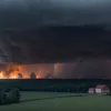 Incendiu puternic în Germania: Un grajd a ars complet după ce a fost lovit de fulger