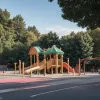 Neuwied: Şofer vitezoman de 18 ani era să piardă controlul lângă locul de joacă. Permisul, suspendat