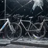 Hoț a spart vitrina unui magazin de biciclete din Bochum și a furat o bicicletă electrică. Poliția cere ajutor