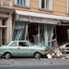 Accident grav în Germania: Mașină a intrat într-o gelaterie, mai multe persoane în pericol de moarte