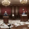 Scandal în Los Angeles: Senator american, scos cu forța de la o conferință de presă și încătușat