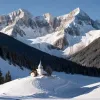 Tragedie în Alpii Austrieci: Turistă germană a murit după ce a căzut 280 de metri de pe munte
