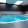 Incident într-o piscină publică din Gelnhausen, Germania: Bărbați acuzați de hărțuire sexuală, poliția caută martori