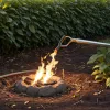 Femeie din Germania a incendiat un gard viu de 20 de metri cu un arzător, încercând să ardă buruieni