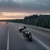 Motociclist de 20 de ani a fugit de poliție cu 200 km/h în Köln, s-a prăbușit și a fost arestat