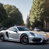 Un bărbat, bătut de un grup de șoferi de Porsche în Germania: Poliția face apel la martori
