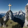 Măsură inedită pentru siguranța turiștilor: Vârful Zugspitze din Germania are acum două cruci de vârf