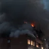 Incendiu puternic în Gelsenkirchen: Pompierii au salvat cinci persoane dintr-o clădire în flăcări