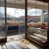 Spargere la un restaurant din Darmstadt: Hoții au furat peste 100 de sticle