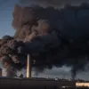 Incendiu major la un depozit de vopsele din Bremen: Pompierii avertizează privind un nor toxic deasupra orașului