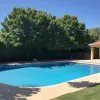 Inspirat: Pensionar, fost înotător, și-a construit o piscină de 12 metri singur