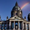 Scandal politic în Germania: Merz, criticat pentru comparația Bundestagului cu un 'circ' din cauza steagului curcubeu