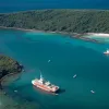 Naufragiu tragic lângă Bali: victime și zeci de persoane dispărute după scufundarea unui feribot