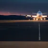 Panică la Palma de Mallorca: Pasagerii Ryanair au sărit din avion din cauza unei alarme false, 18 răniți