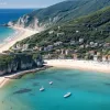 Sardinia introduce taxă de acces pe plajă: cât va costa să te bucuri de soare pe insula italiană?