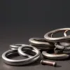 Un bărbat a rămas blocat: Pompierii au intervenit pentru a îndepărta inele metalice de pe o parte intimă a corpului