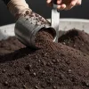 Zațul de cafea, un nou material de construcție: Betonul devine cu 30% mai rezistent cu ajutorul deșeurilor de cafea