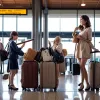 A călătorit cu un băț din Austria la Londra: Povestea bagajului inedit care a stârnit râsete în aeroport