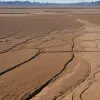 Râul Elba atinge un minim istoric: Nivelul apei a scăzut la 44 cm, navigația oprită în unele zone