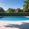 Piscină din Elveția interzice accesul francezilor: Indignare la frontieră