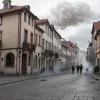 Orașul spaniol Torre-Pacheco, sub asediul violențelor: gaze lacrimogene pe străzi