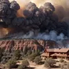 Incendiu devastator în Grand Canyon: Un hotel istoric, ars din temelii, sute de evacuați și o parte a parcului închisă
