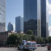 Atac armat sângeros într-un zgârie-nori din New York: Patru morți, inclusiv un polițist