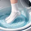 Greșeala comună la spălarea șosetelor: Aflați cum să le păstrați igienice, colorate și în formă