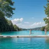 Haos pe plajă în Idaho: O trambulină uriașă a fost luată de vânt și urmărită de turiști