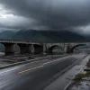 Ploi torențiale în Sicilia: un pod rutier s-a prăbușit în timp ce mașini circulau pe el