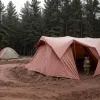 Sfârșitul copilăriei: Cum Rusia își antrenează copiii pentru război în "tabere militare perfide"