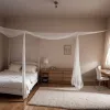 Somn liniștit: Cum să găsești și să elimini țânțarii deranjanți din cameră