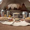 Mâncare de festival fără frigider: Ce să iei cu tine pentru o experiență culinară reușită