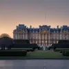 În timp ce francezii fac economii, Macron trăiește ca un rege: Cheltuielile Palatului Élysée, sub lupa criticilor