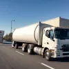 Miracol la Benzinărie: Un camion necontrolat a fost la un pas de a provoca o explozie
