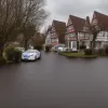 Poliția din Bremen oprește o femeie cu cuțite